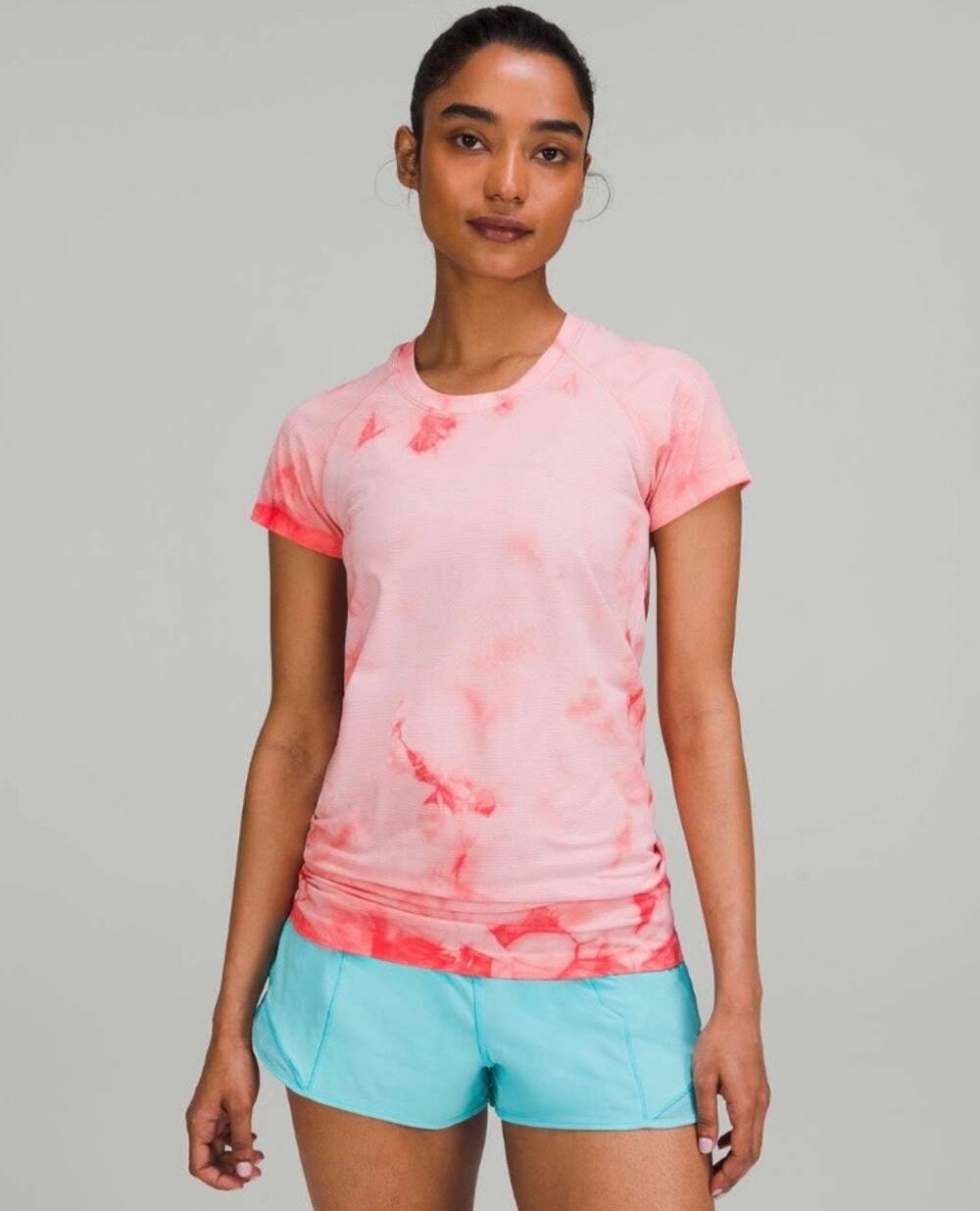 LULULEMON ATHLETICA Raspberry Cream Swiftly Tech Short Sleeve Shirt 2.0 SIZE 8
